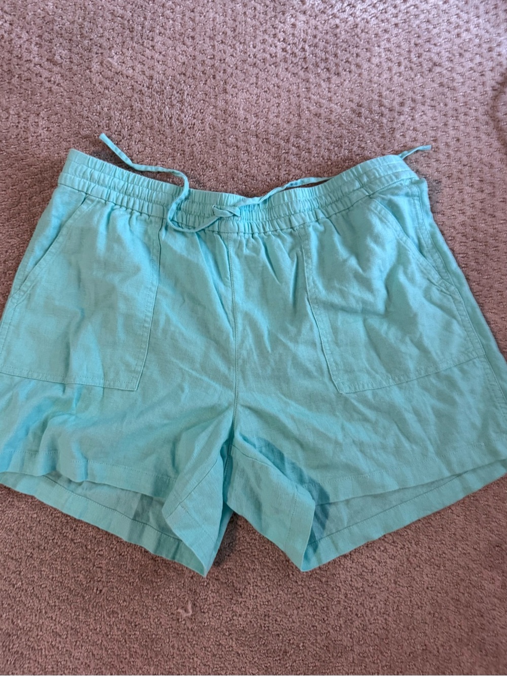 J. Crew mint green Lightweight Elastic-Waist linens shorts M
